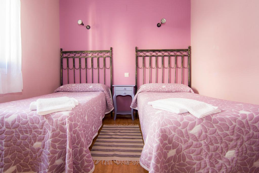 El Lenador II Guest House Hoyos del Espino Ngoại thất bức ảnh